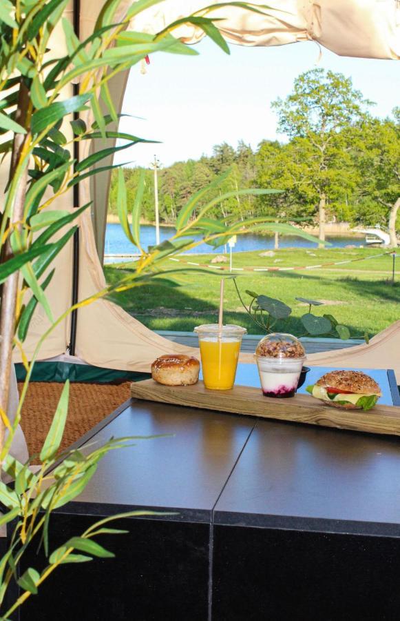 Roesjoebaden Camping & Stugby Sollentuna Zewnętrze zdjęcie