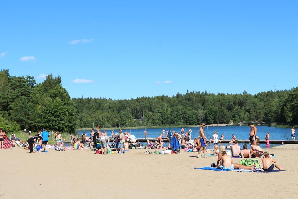 Roesjoebaden Camping & Stugby Sollentuna Zewnętrze zdjęcie