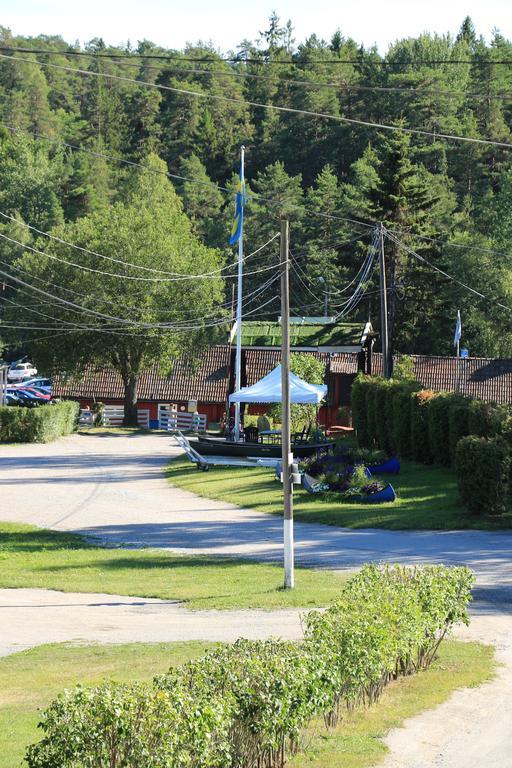 Roesjoebaden Camping & Stugby Sollentuna Zewnętrze zdjęcie