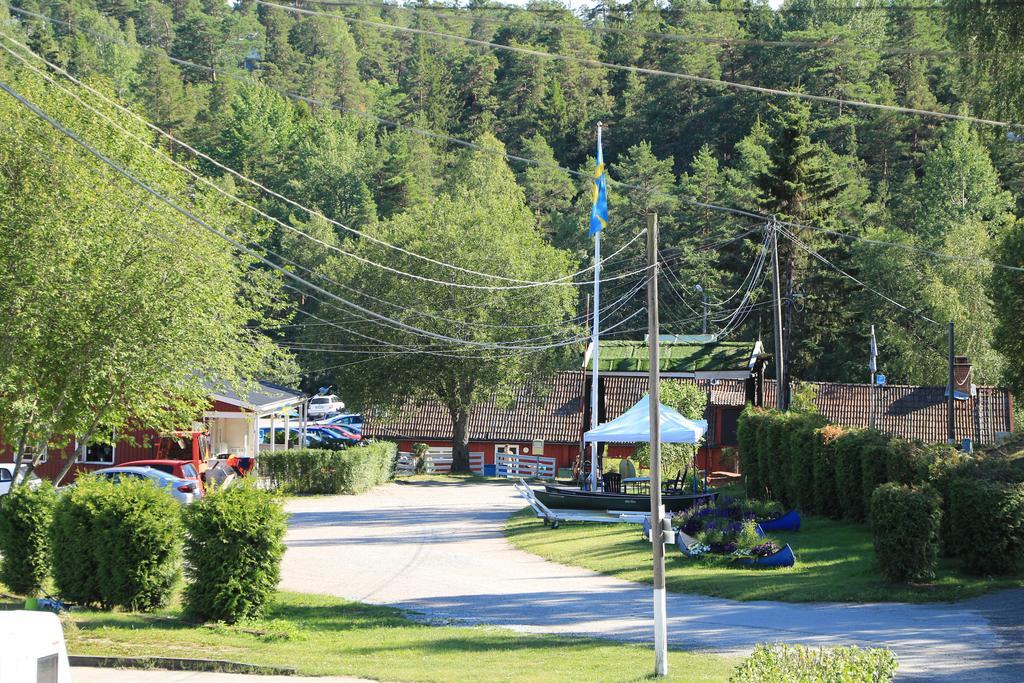 Roesjoebaden Camping & Stugby Sollentuna Zewnętrze zdjęcie